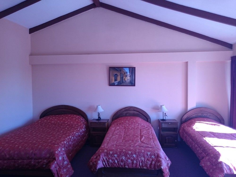 Hostal Real Los Andes Del Lago โกปากาบานา ภายนอก รูปภาพ