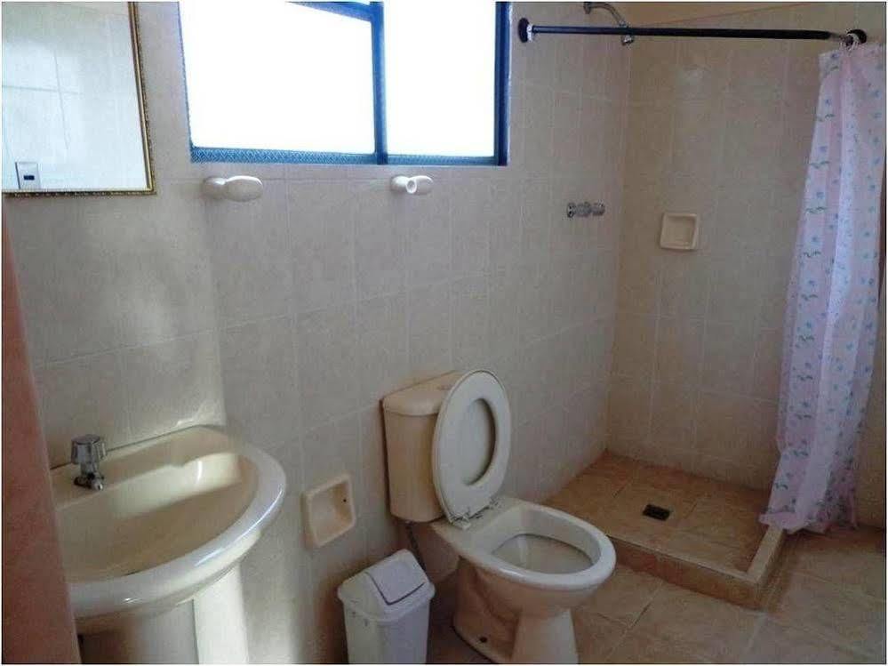 Hostal Real Los Andes Del Lago โกปากาบานา ภายนอก รูปภาพ
